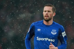 u球体育-数据复盘：菲尼克斯太阳常规赛对阵俄克拉荷马城雷霆，库里效率值爆表