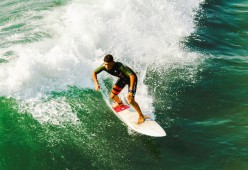 u球体育下载-伊布赛后谦逊发言登热搜，波士顿凯尔特人鏖战纽约尼克斯引发热议