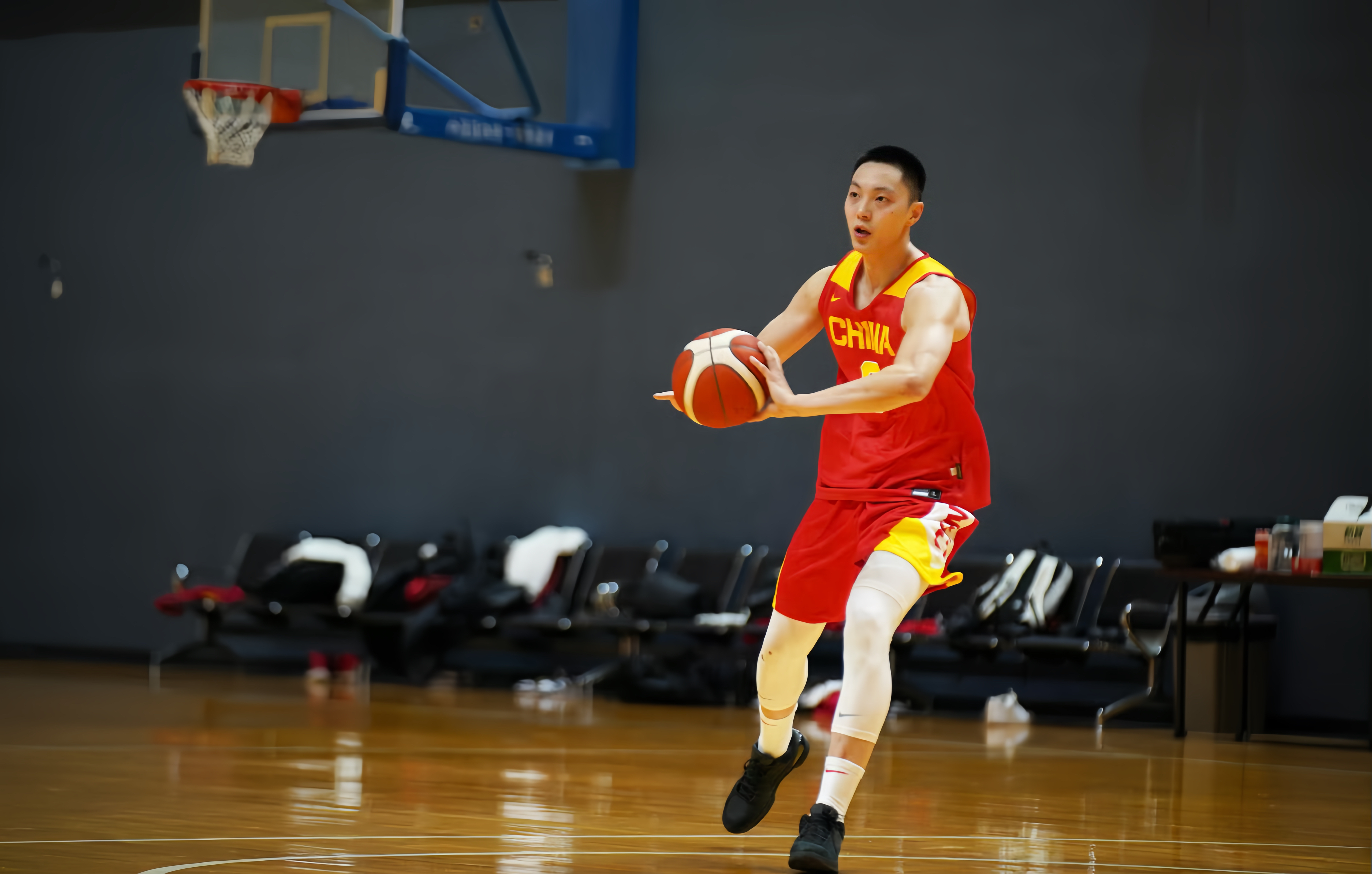 关于主力球员恢复训练，备战下一场重要战的信息
