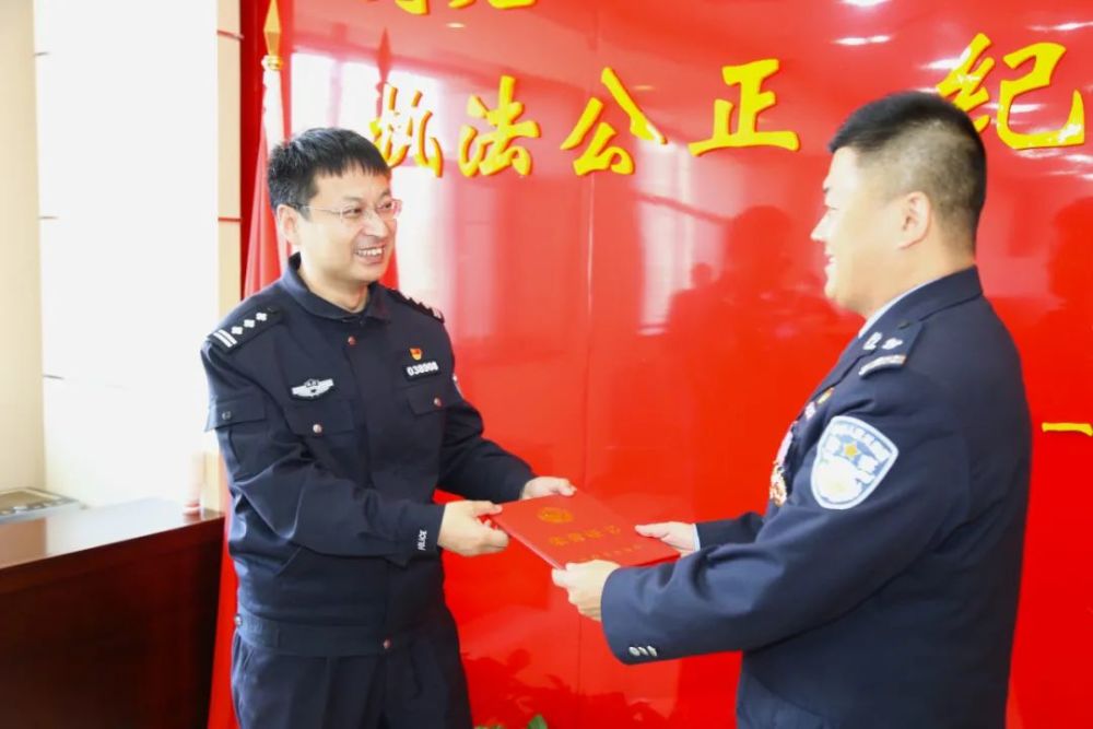 天津主教练表扬球队斗志，助力提升士气