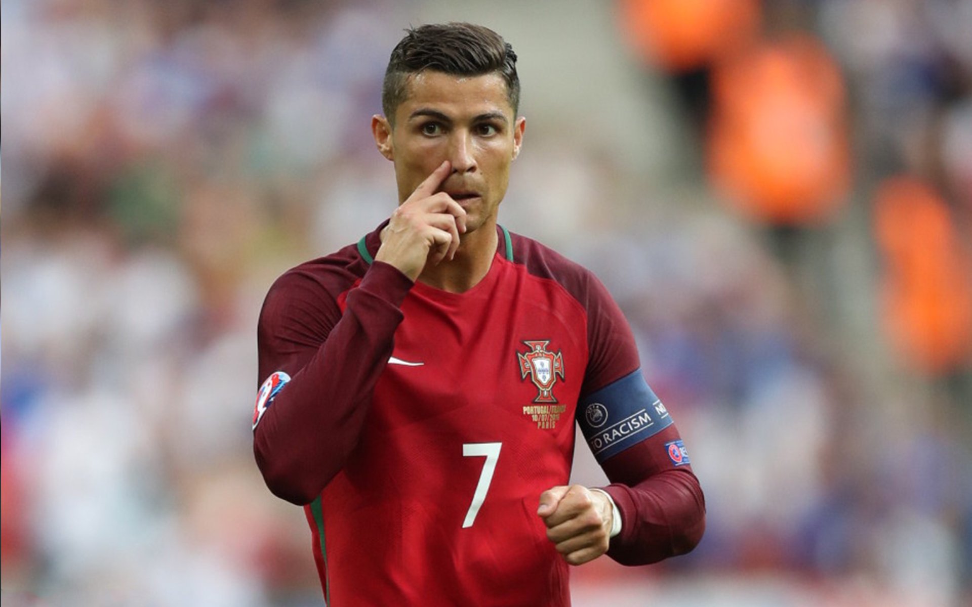 哈登赛后谦逊发言登热搜，拜仁慕尼黑鏖战利物浦引发热议